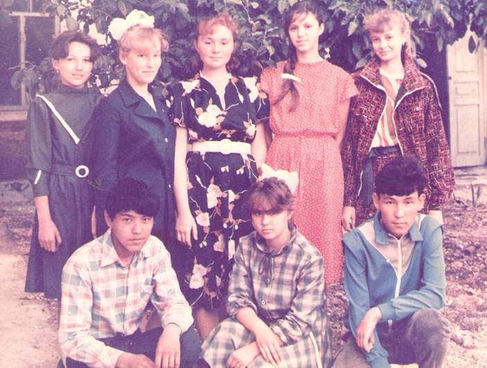 Мектеп тарихы сыр шертеді